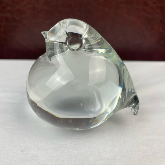Art Glass Bird Chick Peep Shaped Paperweight - Picture 5 of 9